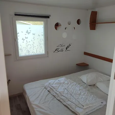 Mobilhome Emplacement Ideal Les Charmettes Au Mathes Campsite Les Mathes